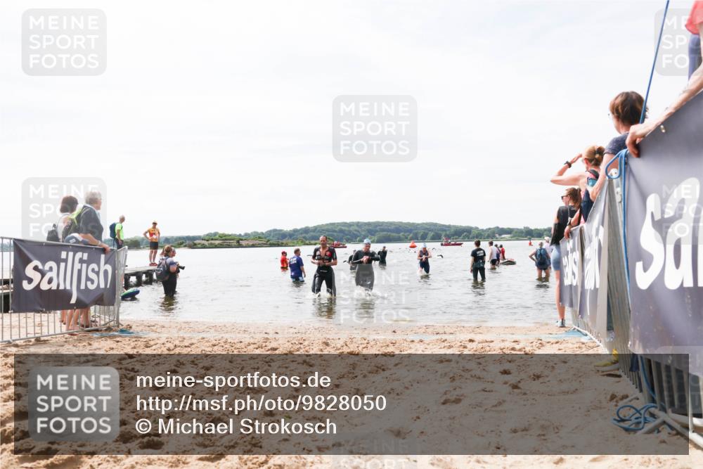 21.06.2026 - Viking Triathlon Michael Strokosch http://msf.ph/oto/9828050 21.06.2026 10:48:50 Schwimmen 223, 409 meine-sportfotos.de
