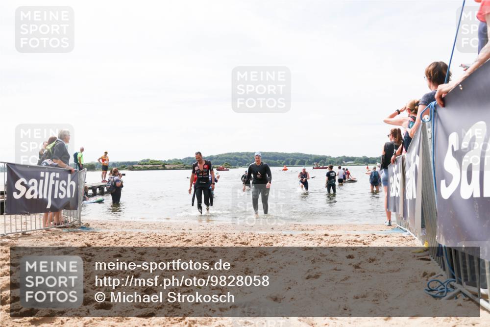 21.06.2026 - Viking Triathlon Michael Strokosch http://msf.ph/oto/9828058 21.06.2026 10:48:52 Schwimmen 223, 378, 409 meine-sportfotos.de