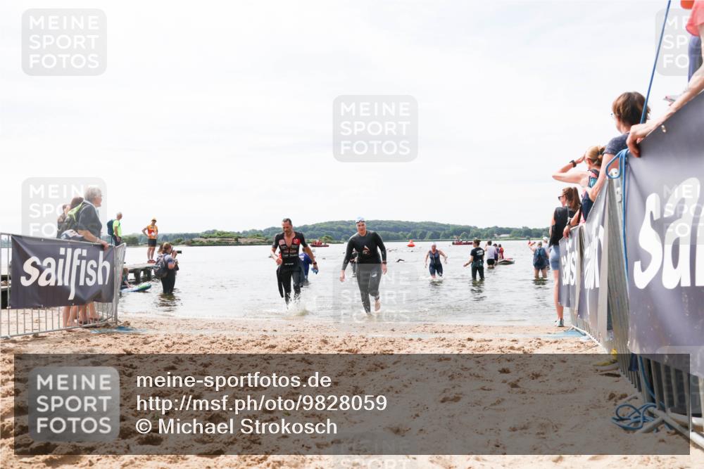 21.06.2026 - Viking Triathlon Michael Strokosch http://msf.ph/oto/9828059 21.06.2026 10:48:53 Schwimmen 223, 378, 409 meine-sportfotos.de