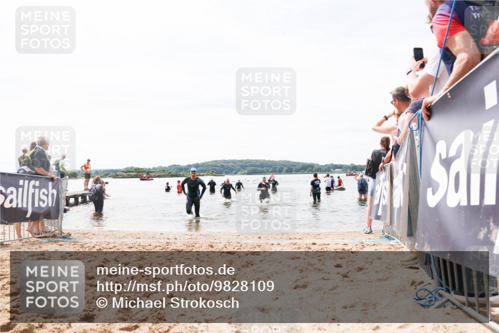 21.06.2026 - Viking Triathlon Michael Strokosch http://msf.ph/oto/9828109 21.06.2026 10:49:09 Schwimmen 291, 434, 498, 549, 615 meine-sportfotos.de