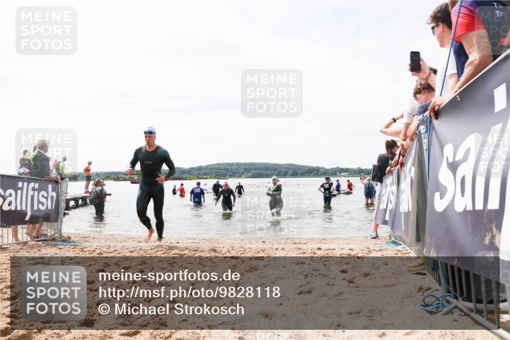 21.06.2026 - Viking Triathlon Michael Strokosch http://msf.ph/oto/9828118 21.06.2026 10:49:12 Schwimmen 291, 434, 498, 615 meine-sportfotos.de