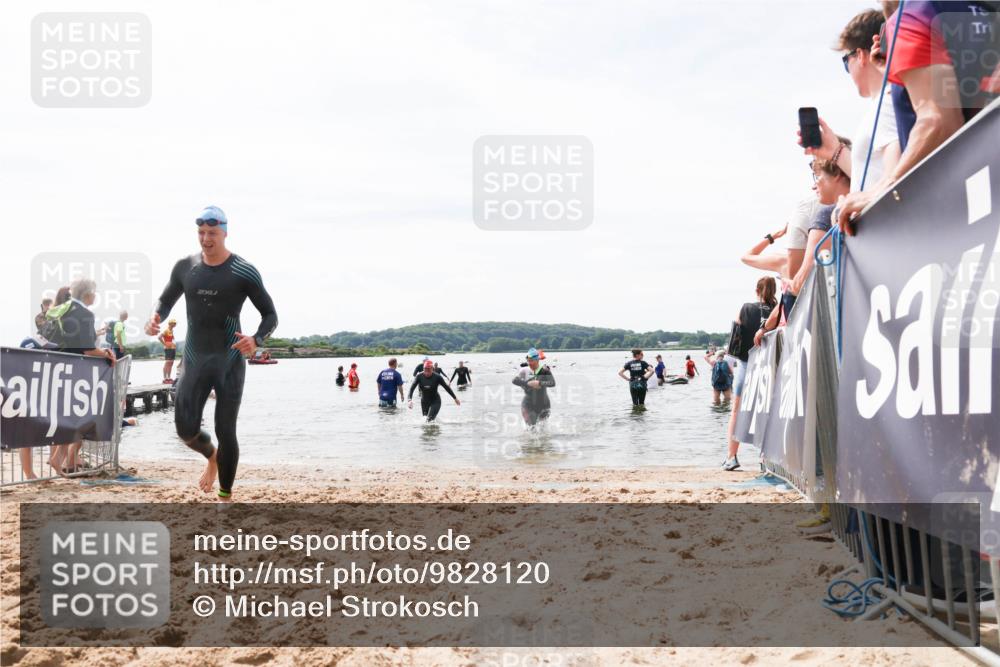 21.06.2026 - Viking Triathlon Michael Strokosch http://msf.ph/oto/9828120 21.06.2026 10:49:13 Schwimmen 291, 434, 498, 615 meine-sportfotos.de