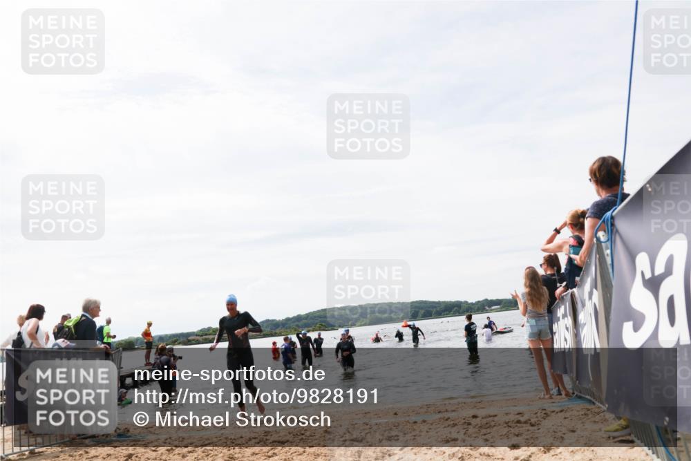 21.06.2026 - Viking Triathlon Michael Strokosch http://msf.ph/oto/9828191 21.06.2026 10:49:37 Schwimmen 206, 463, 483, 541 meine-sportfotos.de
