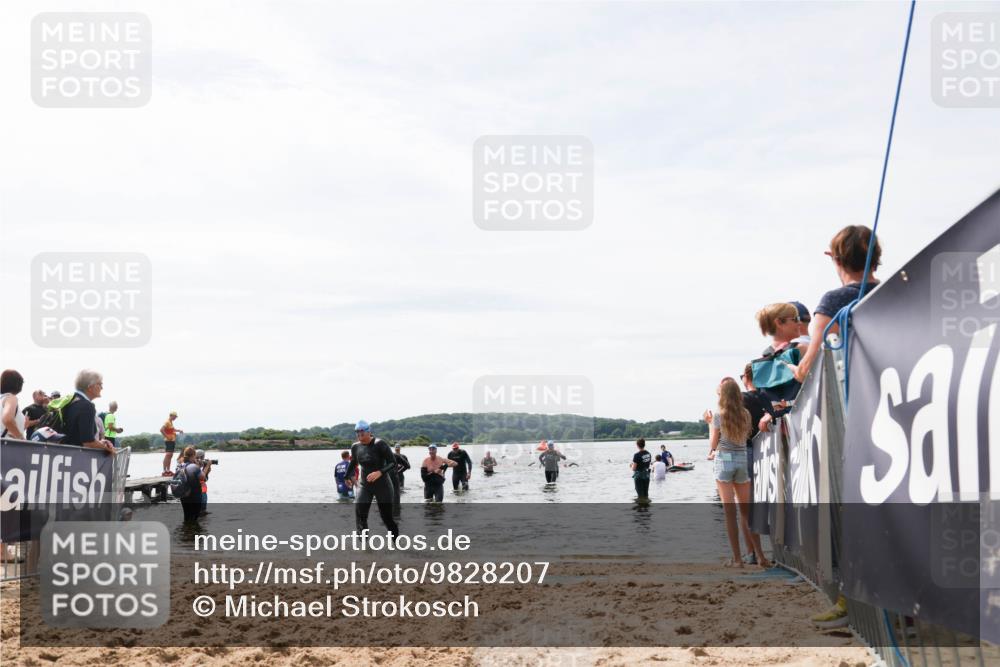 21.06.2026 - Viking Triathlon Michael Strokosch http://msf.ph/oto/9828207 21.06.2026 10:49:43 Schwimmen 75, 206, 298, 483 meine-sportfotos.de