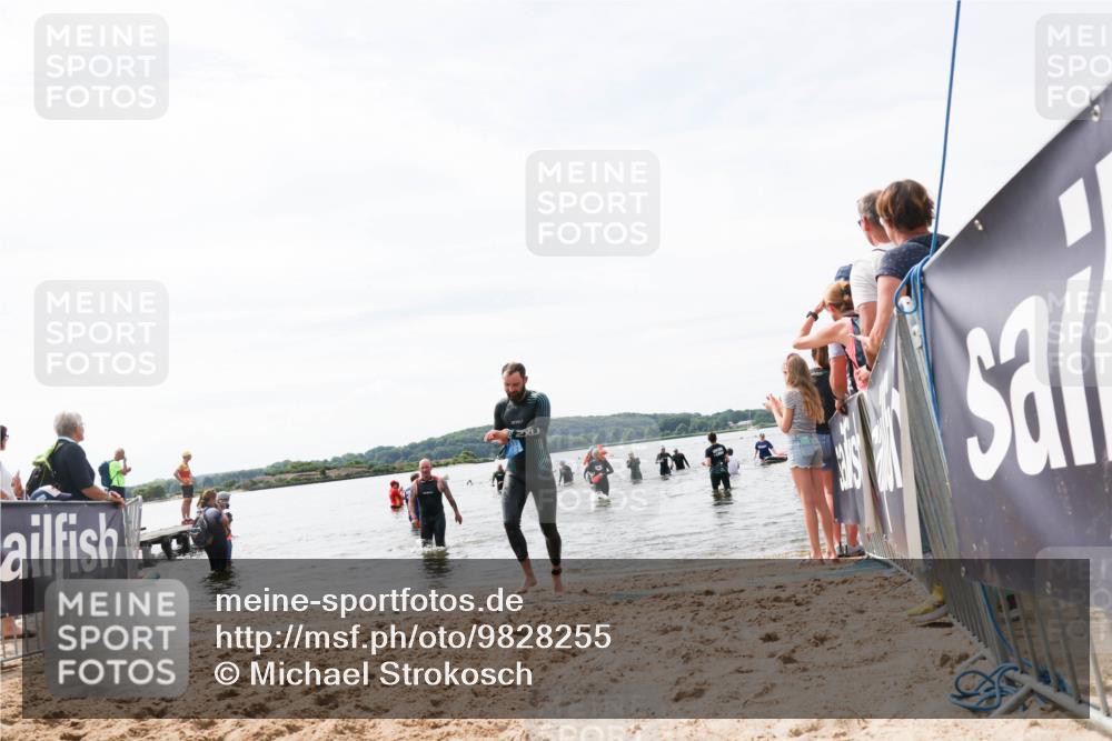 21.06.2026 - Viking Triathlon Michael Strokosch http://msf.ph/oto/9828255 21.06.2026 10:50:01 Schwimmen 124, 192, 523, 639 meine-sportfotos.de