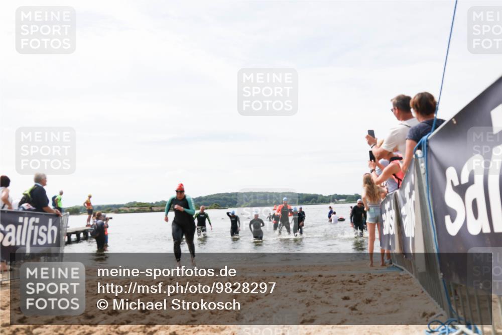 21.06.2026 - Viking Triathlon Michael Strokosch http://msf.ph/oto/9828297 21.06.2026 10:50:15 Schwimmen 78, 115, 135, 250, 254, 605, 630, 659 meine-sportfotos.de