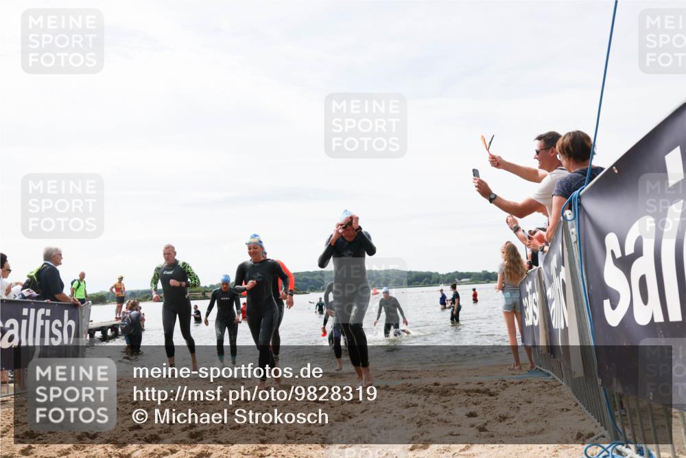 21.06.2026 - Viking Triathlon Michael Strokosch http://msf.ph/oto/9828319 21.06.2026 10:50:22 Schwimmen 78, 115, 135, 250, 254, 382, 603, 605, 630 meine-sportfotos.de