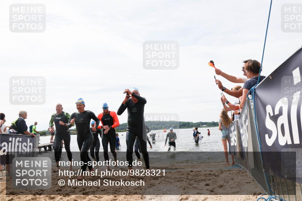 21.06.2026 - Viking Triathlon Michael Strokosch http://msf.ph/oto/9828321 21.06.2026 10:50:23 Schwimmen 78, 115, 135, 250, 254, 382, 603, 605 meine-sportfotos.de
