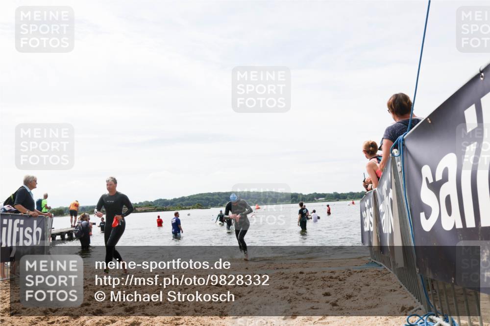21.06.2026 - Viking Triathlon Michael Strokosch http://msf.ph/oto/9828332 21.06.2026 10:50:27 Schwimmen 78, 115, 135, 250, 254, 261, 382, 603, 605 meine-sportfotos.de