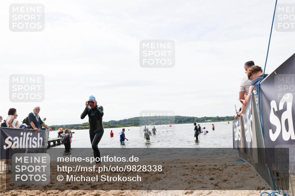 21.06.2026 - Viking Triathlon Michael Strokosch http://msf.ph/oto/9828338 21.06.2026 10:50:29 Schwimmen 78, 250, 254, 261, 382, 603, 605 meine-sportfotos.de