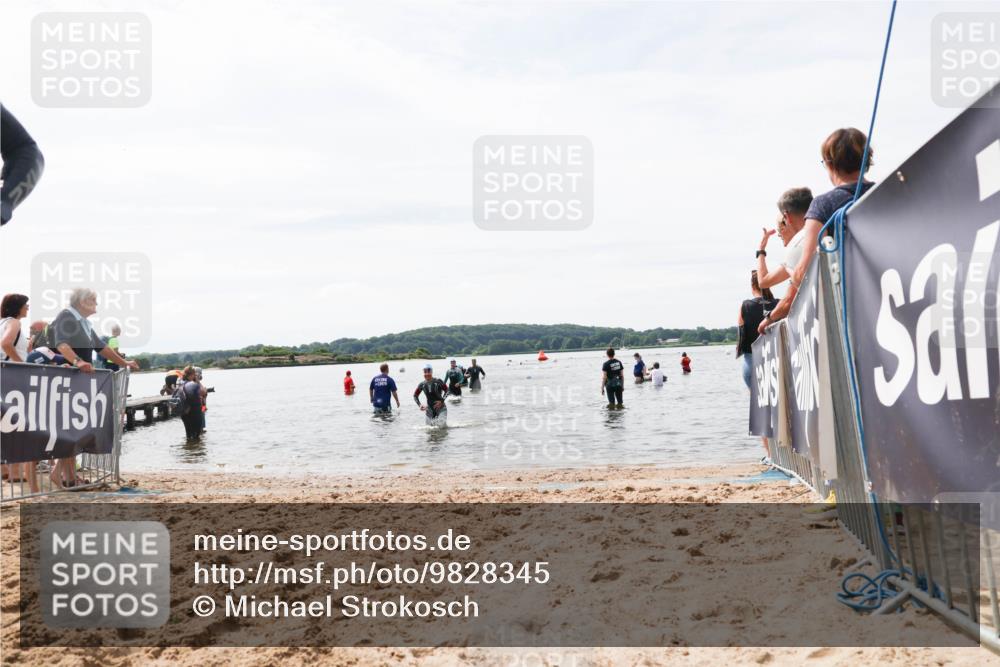 21.06.2026 - Viking Triathlon Michael Strokosch http://msf.ph/oto/9828345 21.06.2026 10:50:31 Schwimmen 261, 382, 603 meine-sportfotos.de