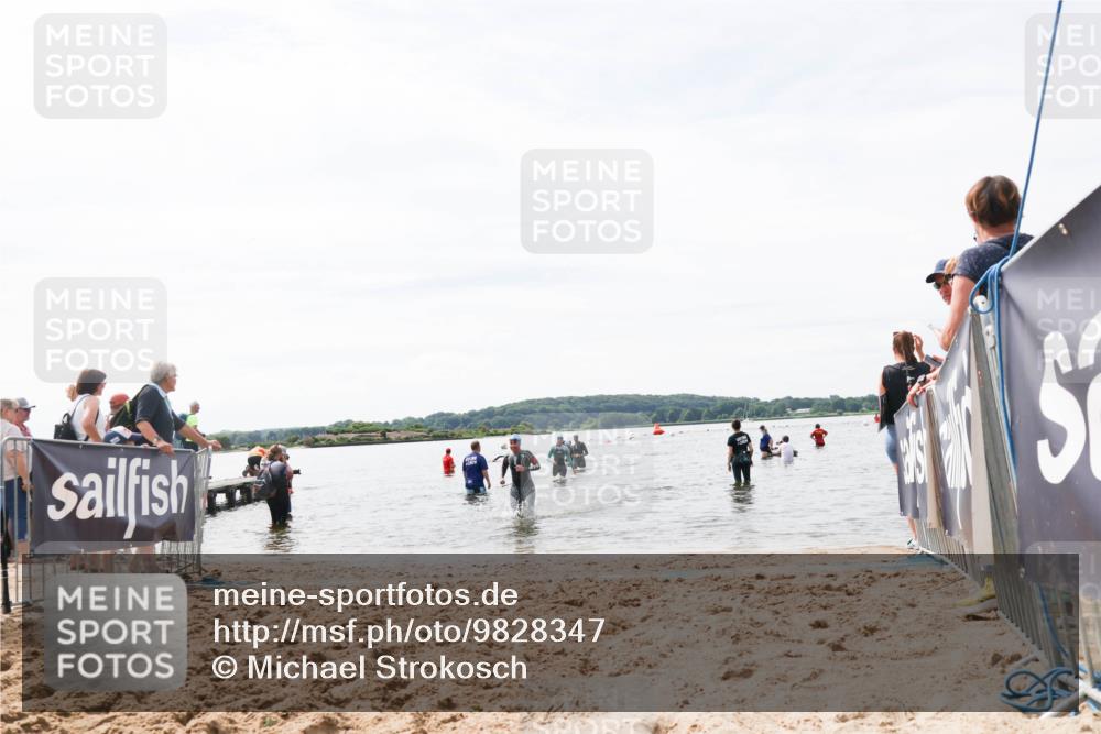21.06.2026 - Viking Triathlon Michael Strokosch http://msf.ph/oto/9828347 21.06.2026 10:50:32 Schwimmen 261, 382, 603 meine-sportfotos.de