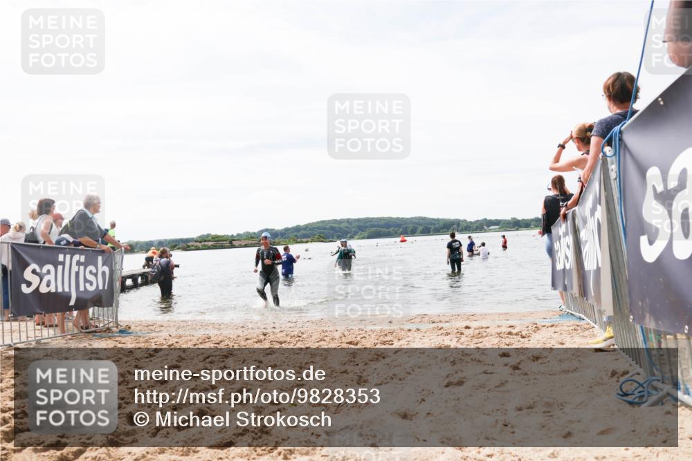 21.06.2026 - Viking Triathlon Michael Strokosch http://msf.ph/oto/9828353 21.06.2026 10:50:34 Schwimmen 261, 382 meine-sportfotos.de
