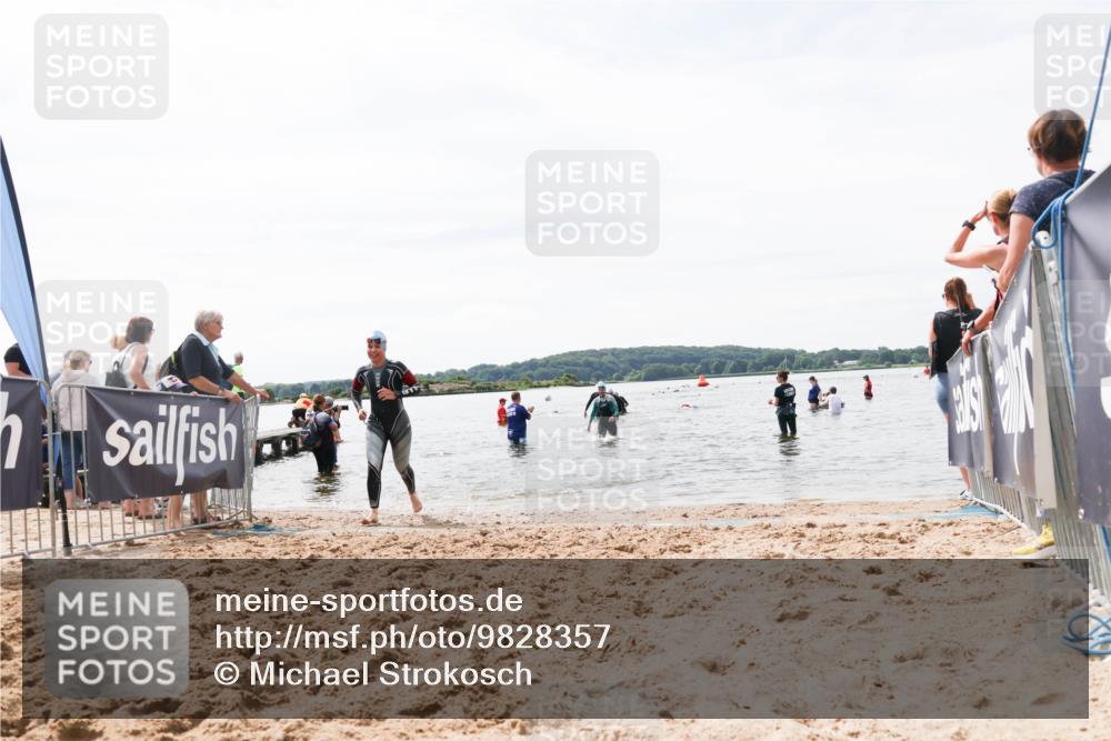 21.06.2026 - Viking Triathlon Michael Strokosch http://msf.ph/oto/9828357 21.06.2026 10:50:35 Schwimmen 261 meine-sportfotos.de