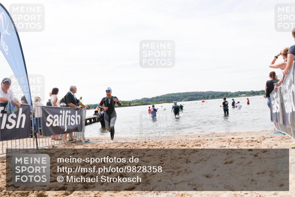 21.06.2026 - Viking Triathlon Michael Strokosch http://msf.ph/oto/9828358 21.06.2026 10:50:36 Schwimmen 261 meine-sportfotos.de