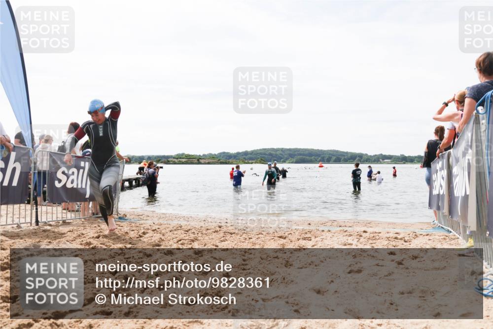 21.06.2026 - Viking Triathlon Michael Strokosch http://msf.ph/oto/9828361 21.06.2026 10:50:37 Schwimmen 261 meine-sportfotos.de