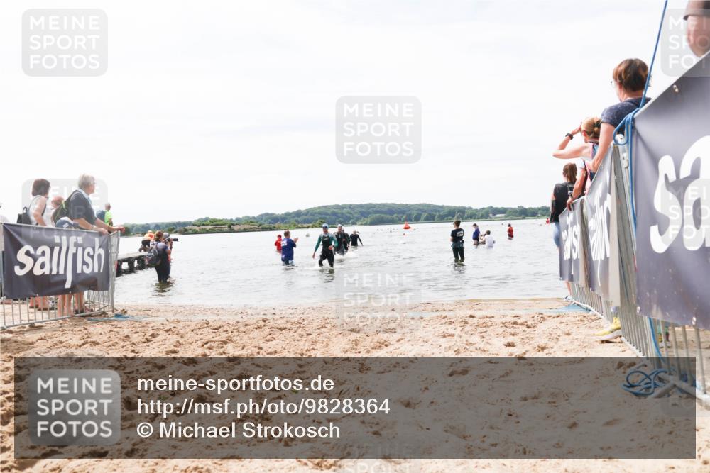 21.06.2026 - Viking Triathlon Michael Strokosch http://msf.ph/oto/9828364 21.06.2026 10:50:38 Schwimmen 261 meine-sportfotos.de