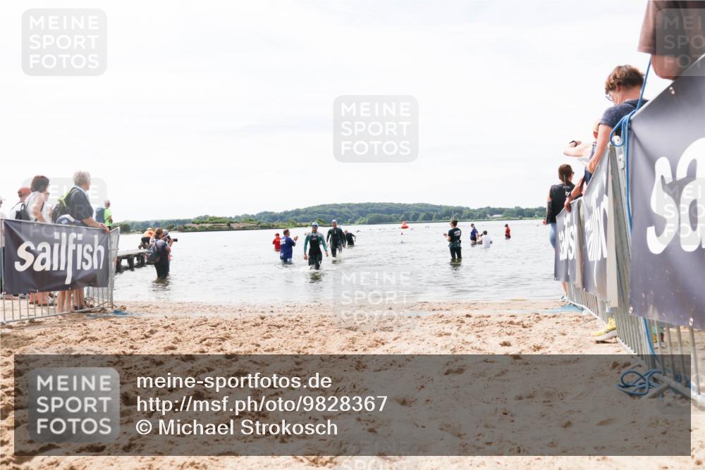 21.06.2026 - Viking Triathlon Michael Strokosch http://msf.ph/oto/9828367 21.06.2026 10:50:39 Schwimmen 261 meine-sportfotos.de