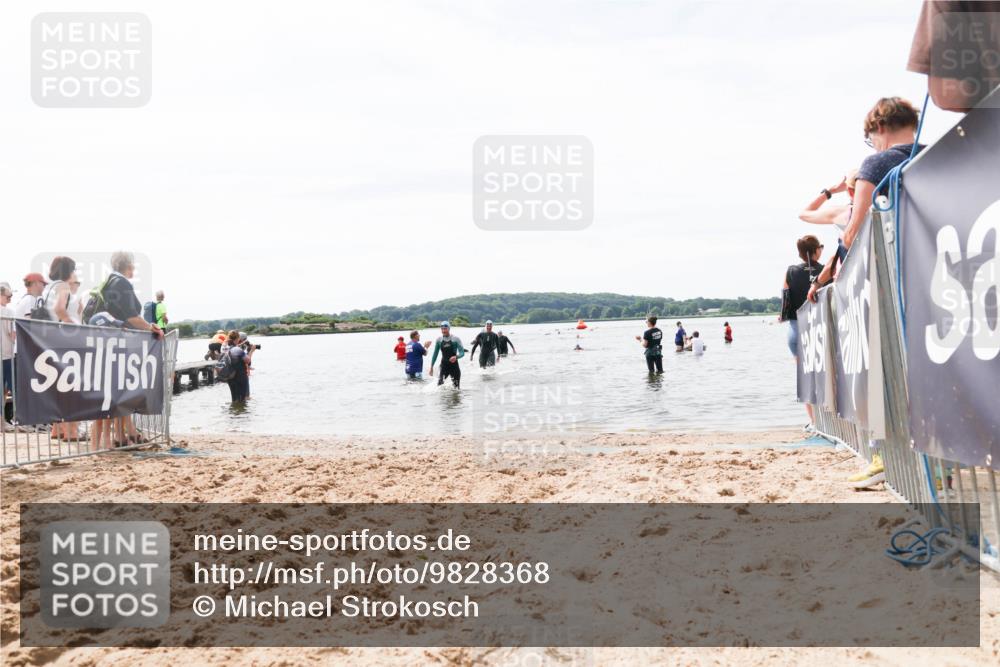 21.06.2026 - Viking Triathlon Michael Strokosch http://msf.ph/oto/9828368 21.06.2026 10:50:39 Schwimmen 261 meine-sportfotos.de