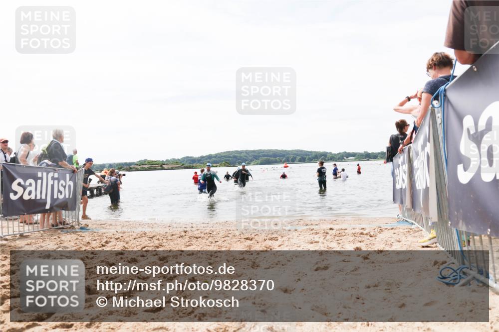 21.06.2026 - Viking Triathlon Michael Strokosch http://msf.ph/oto/9828370 21.06.2026 10:50:40 Schwimmen 261 meine-sportfotos.de