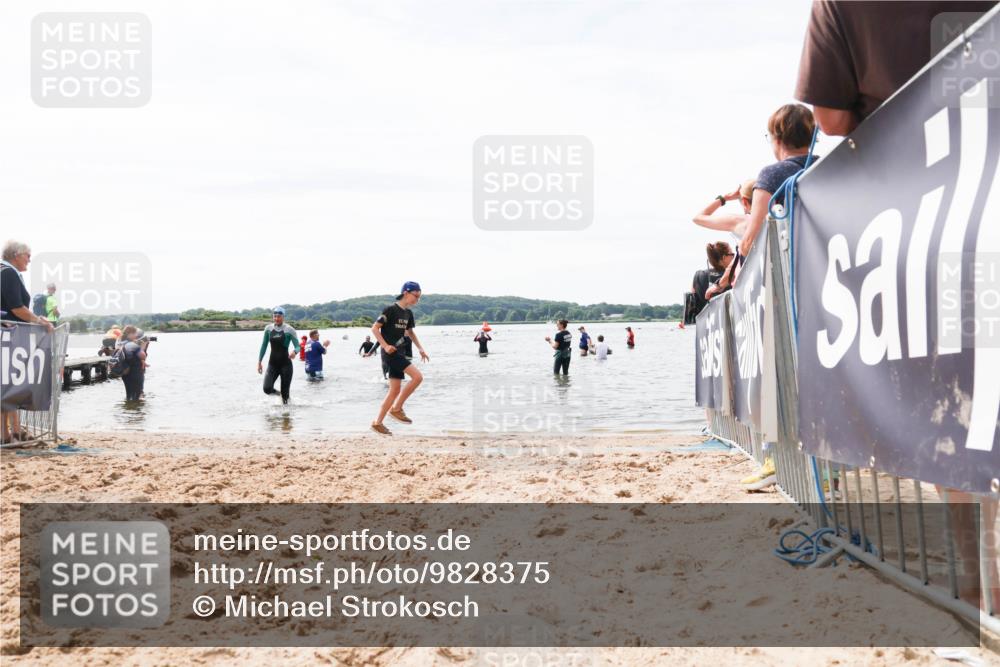 21.06.2026 - Viking Triathlon Michael Strokosch http://msf.ph/oto/9828375 21.06.2026 10:50:41 Schwimmen 261, 295, 416 meine-sportfotos.de