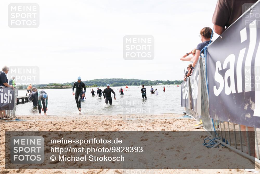 21.06.2026 - Viking Triathlon Michael Strokosch http://msf.ph/oto/9828393 21.06.2026 10:50:48 Schwimmen 57, 295, 416 meine-sportfotos.de