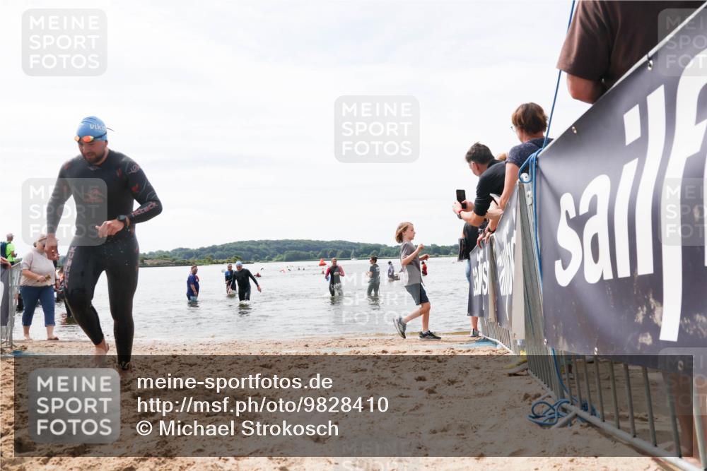 21.06.2026 - Viking Triathlon Michael Strokosch http://msf.ph/oto/9828410 21.06.2026 10:50:53 Schwimmen 57, 295, 416 meine-sportfotos.de