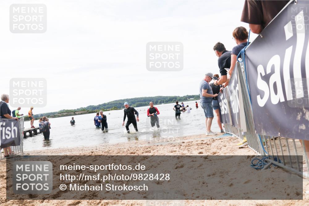 21.06.2026 - Viking Triathlon Michael Strokosch http://msf.ph/oto/9828428 21.06.2026 10:50:59 Schwimmen 66, 76, 184 meine-sportfotos.de