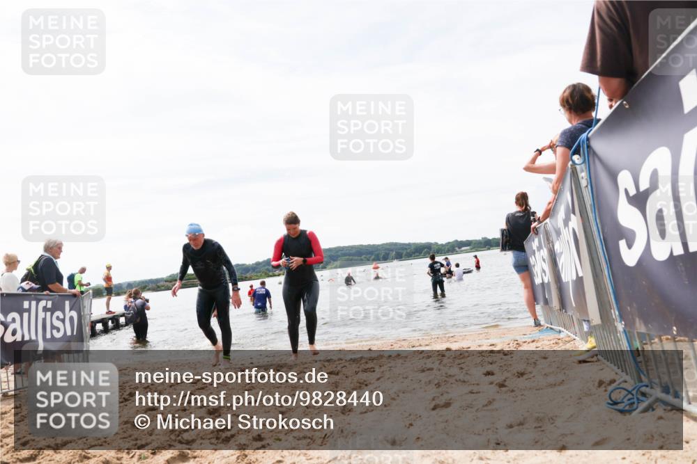 21.06.2026 - Viking Triathlon Michael Strokosch http://msf.ph/oto/9828440 21.06.2026 10:51:03 Schwimmen 66, 76, 184 meine-sportfotos.de