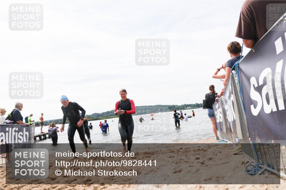 21.06.2026 - Viking Triathlon Michael Strokosch http://msf.ph/oto/9828441 21.06.2026 10:51:04 Schwimmen 66, 76, 184 meine-sportfotos.de