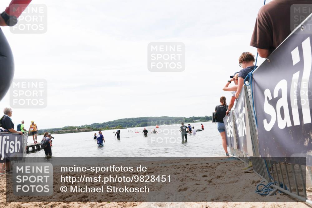 21.06.2026 - Viking Triathlon Michael Strokosch http://msf.ph/oto/9828451 21.06.2026 10:51:07 Schwimmen 66, 76, 184 meine-sportfotos.de