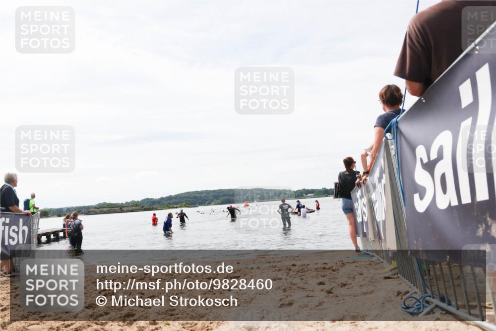 21.06.2026 - Viking Triathlon Michael Strokosch http://msf.ph/oto/9828460 21.06.2026 10:51:10 Schwimmen 66 meine-sportfotos.de