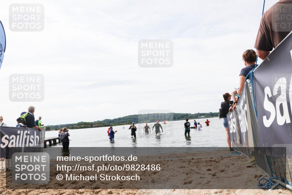 21.06.2026 - Viking Triathlon Michael Strokosch http://msf.ph/oto/9828486 21.06.2026 10:51:19 Schwimmen  meine-sportfotos.de