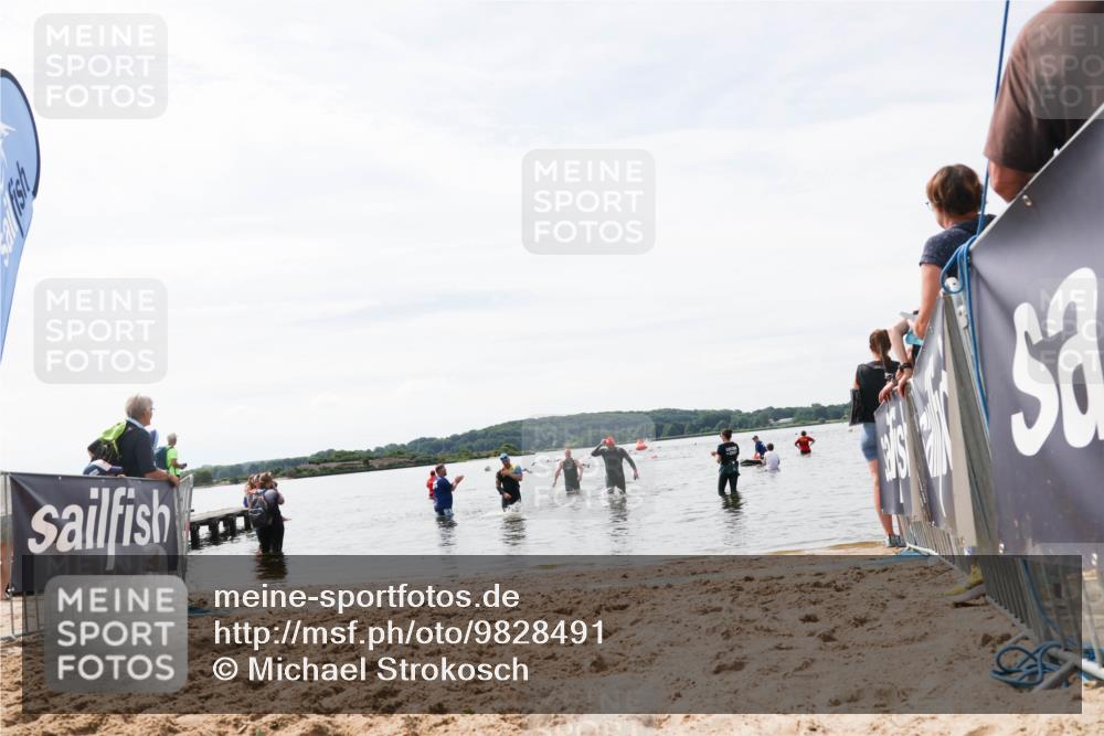 21.06.2026 - Viking Triathlon Michael Strokosch http://msf.ph/oto/9828491 21.06.2026 10:51:21 Schwimmen 335 meine-sportfotos.de