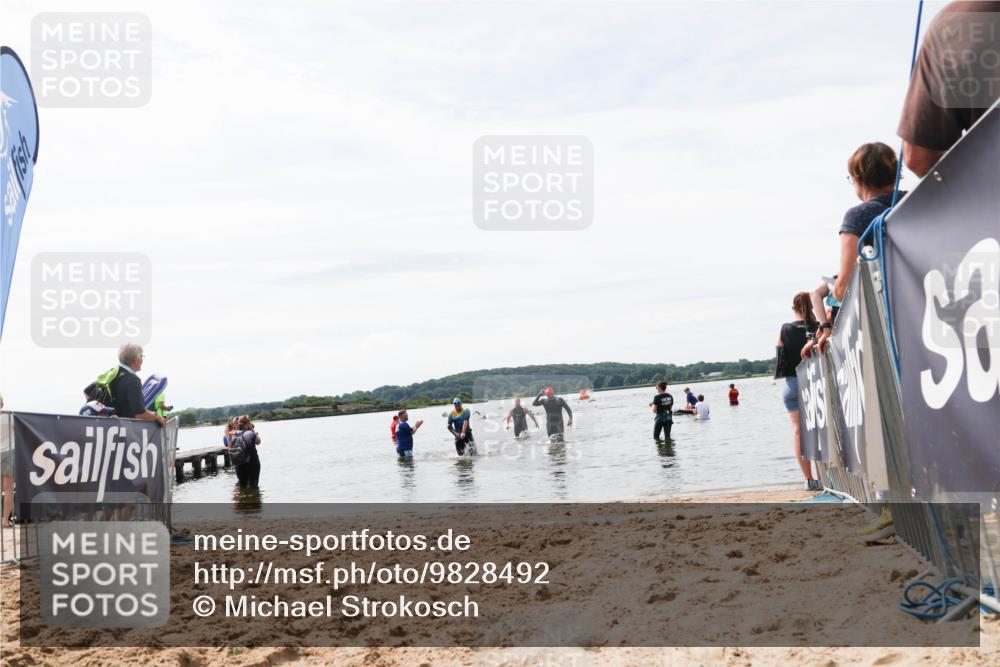 21.06.2026 - Viking Triathlon Michael Strokosch http://msf.ph/oto/9828492 21.06.2026 10:51:21 Schwimmen 335 meine-sportfotos.de