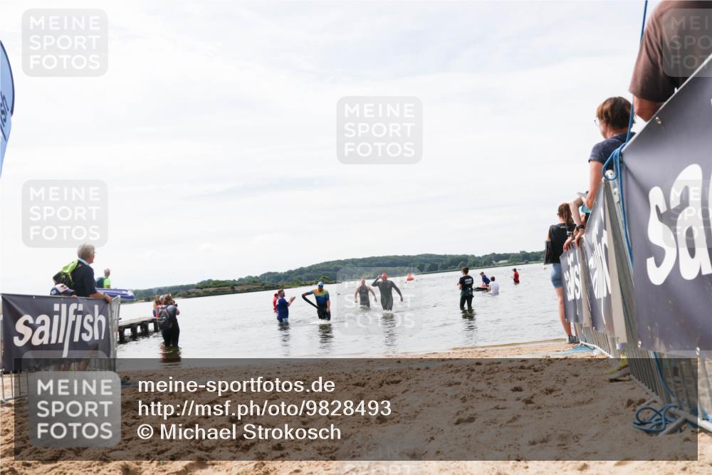 21.06.2026 - Viking Triathlon Michael Strokosch http://msf.ph/oto/9828493 21.06.2026 10:51:21 Schwimmen 335 meine-sportfotos.de