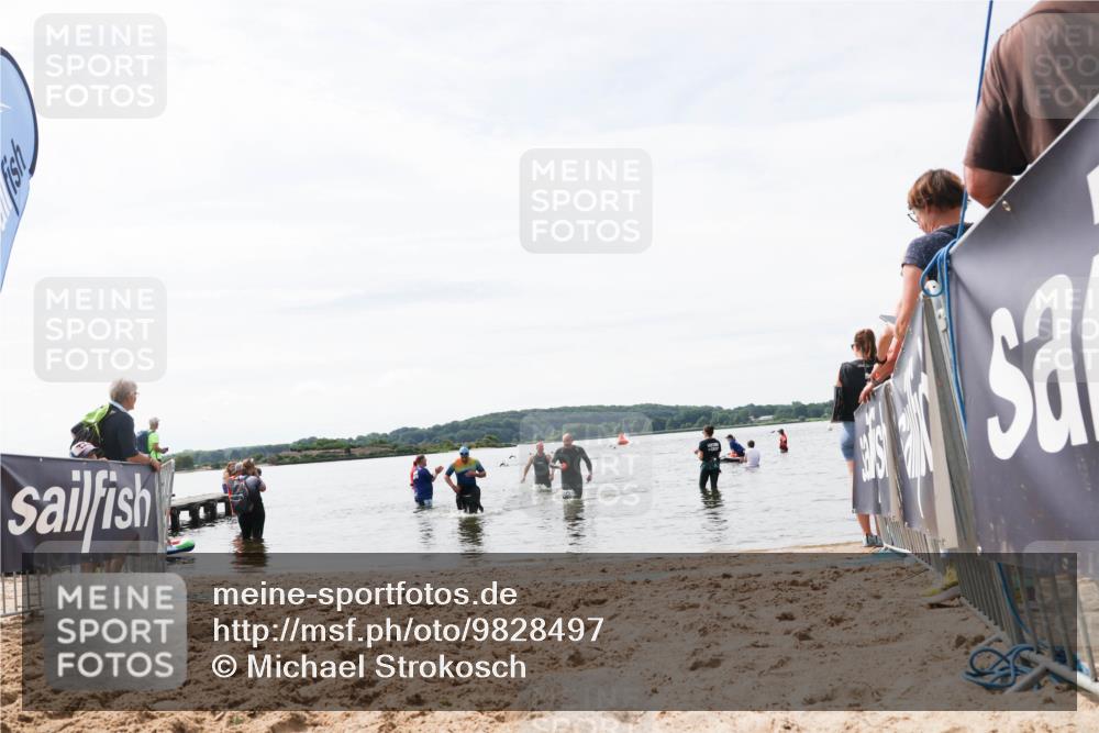 21.06.2026 - Viking Triathlon Michael Strokosch http://msf.ph/oto/9828497 21.06.2026 10:51:23 Schwimmen 335, 628 meine-sportfotos.de