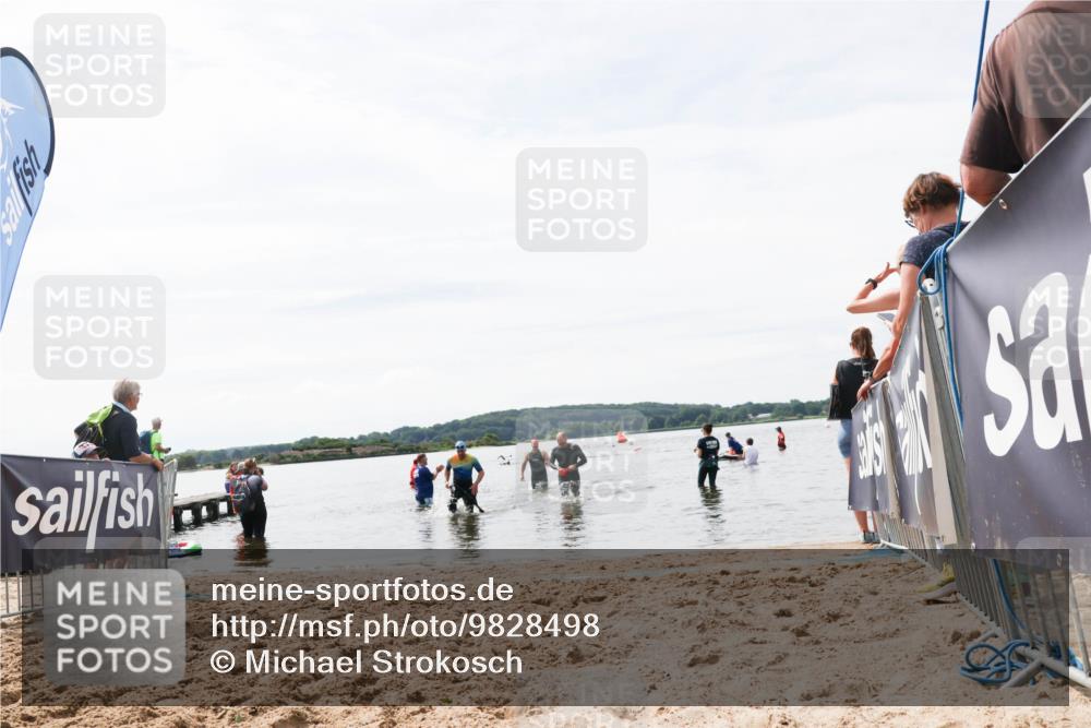 21.06.2026 - Viking Triathlon Michael Strokosch http://msf.ph/oto/9828498 21.06.2026 10:51:23 Schwimmen 335, 628 meine-sportfotos.de