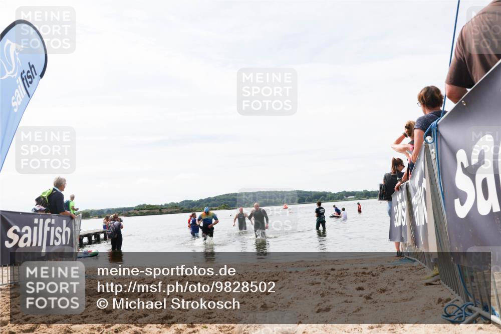 21.06.2026 - Viking Triathlon Michael Strokosch http://msf.ph/oto/9828502 21.06.2026 10:51:24 Schwimmen 335, 628 meine-sportfotos.de