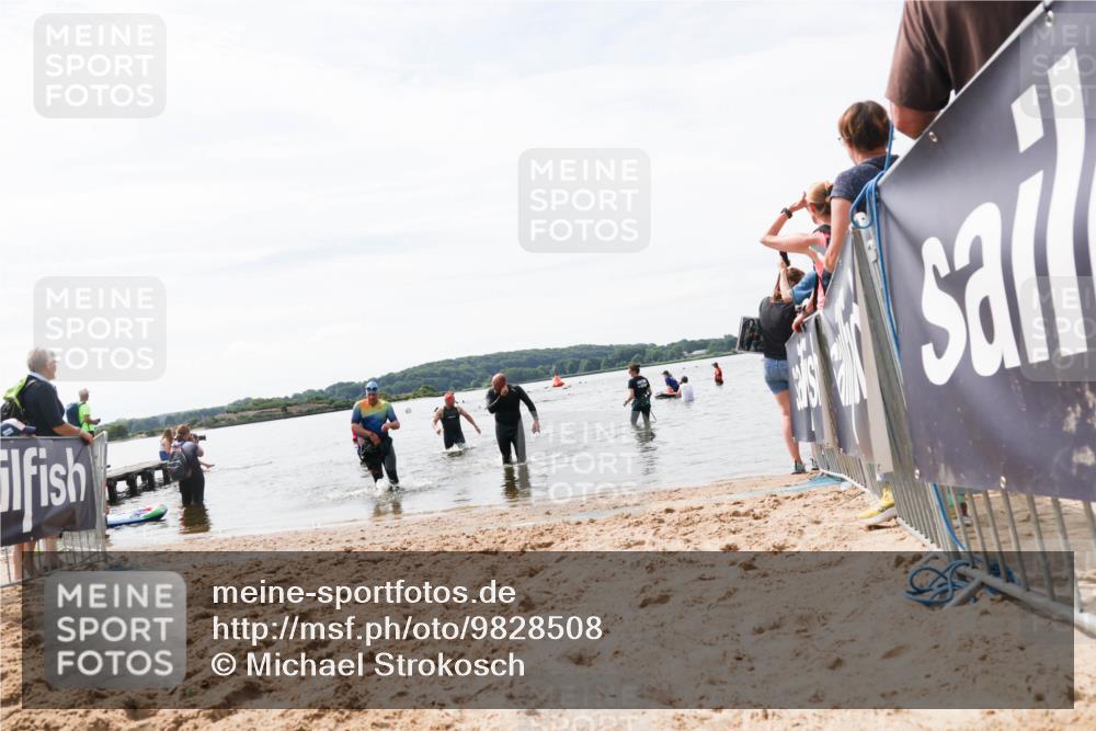 21.06.2026 - Viking Triathlon Michael Strokosch http://msf.ph/oto/9828508 21.06.2026 10:51:26 Schwimmen 335, 609, 628 meine-sportfotos.de