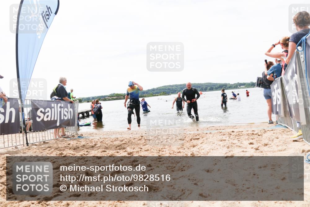 21.06.2026 - Viking Triathlon Michael Strokosch http://msf.ph/oto/9828516 21.06.2026 10:51:29 Schwimmen 335, 609, 628 meine-sportfotos.de