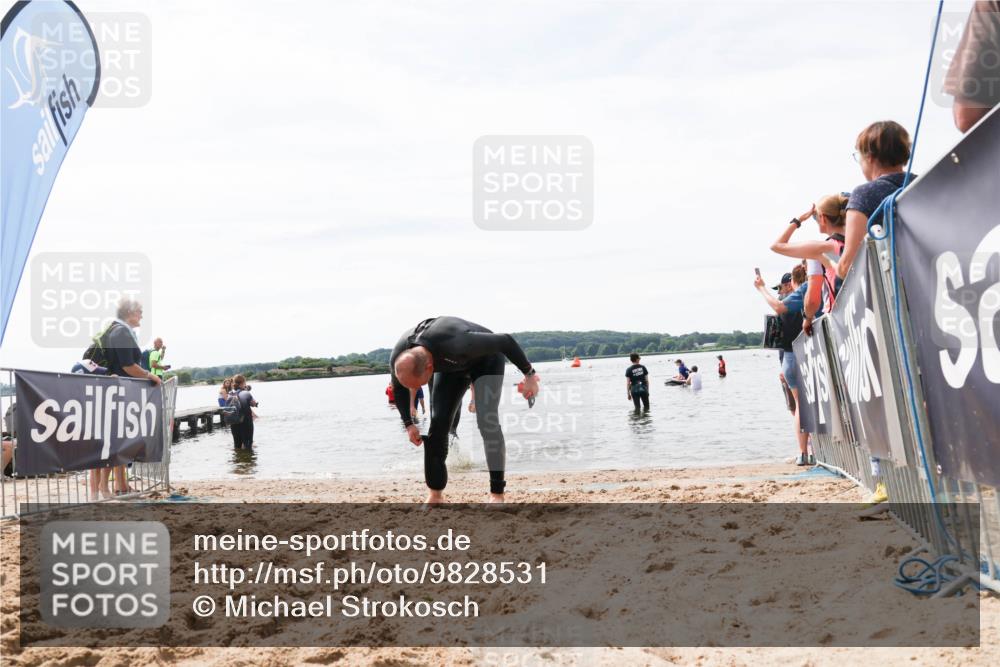 21.06.2026 - Viking Triathlon Michael Strokosch http://msf.ph/oto/9828531 21.06.2026 10:51:34 Schwimmen 335, 609, 628 meine-sportfotos.de