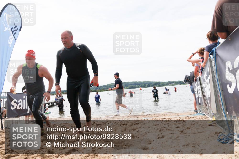 21.06.2026 - Viking Triathlon Michael Strokosch http://msf.ph/oto/9828538 21.06.2026 10:51:36 Schwimmen 335, 609, 628 meine-sportfotos.de