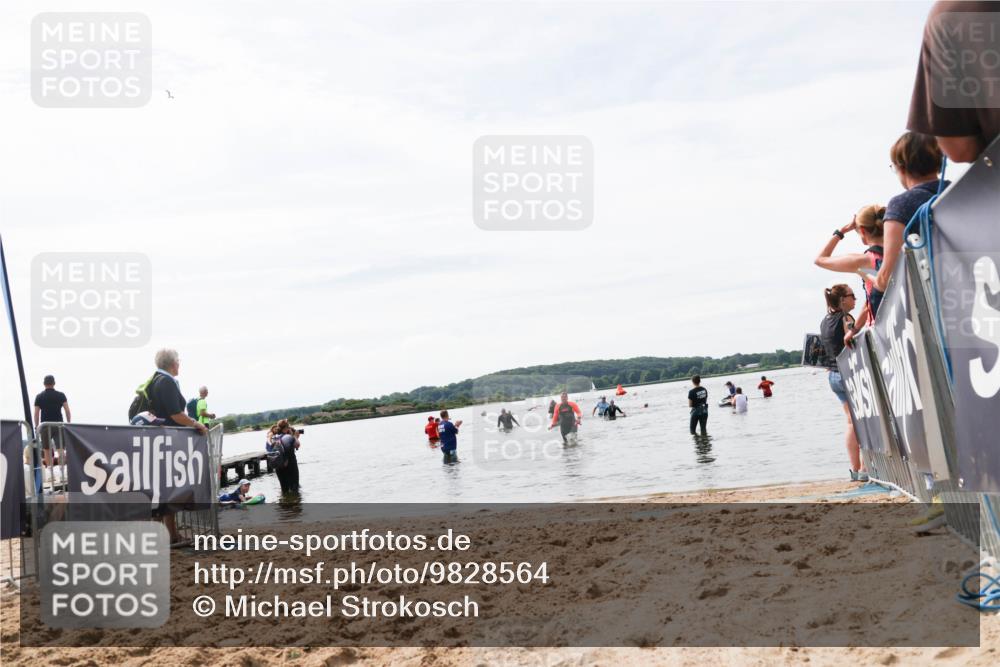 21.06.2026 - Viking Triathlon Michael Strokosch http://msf.ph/oto/9828564 21.06.2026 10:51:45 Schwimmen  meine-sportfotos.de