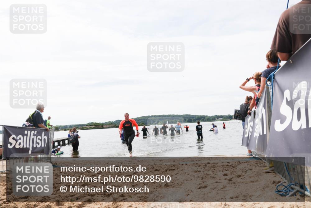 21.06.2026 - Viking Triathlon Michael Strokosch http://msf.ph/oto/9828590 21.06.2026 10:51:54 Schwimmen 642 meine-sportfotos.de