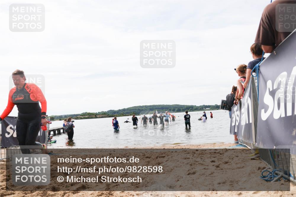 21.06.2026 - Viking Triathlon Michael Strokosch http://msf.ph/oto/9828598 21.06.2026 10:51:56 Schwimmen 642 meine-sportfotos.de