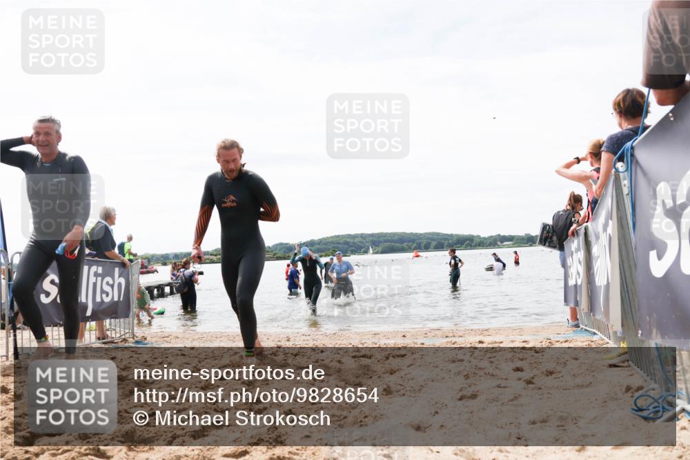 21.06.2026 - Viking Triathlon Michael Strokosch http://msf.ph/oto/9828654 21.06.2026 10:52:15 Schwimmen 40, 174, 252, 272, 491, 512 meine-sportfotos.de