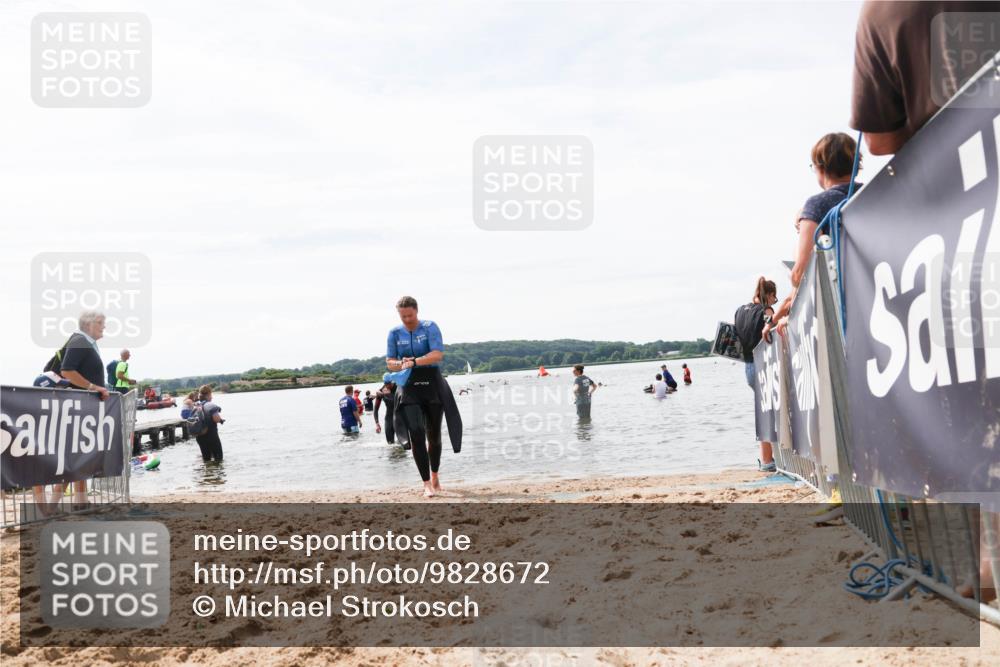 21.06.2026 - Viking Triathlon Michael Strokosch http://msf.ph/oto/9828672 21.06.2026 10:52:21 Schwimmen 40, 222, 272 meine-sportfotos.de