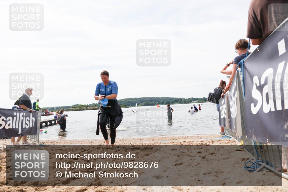 21.06.2026 - Viking Triathlon Michael Strokosch http://msf.ph/oto/9828676 21.06.2026 10:52:22 Schwimmen 40, 222, 272 meine-sportfotos.de