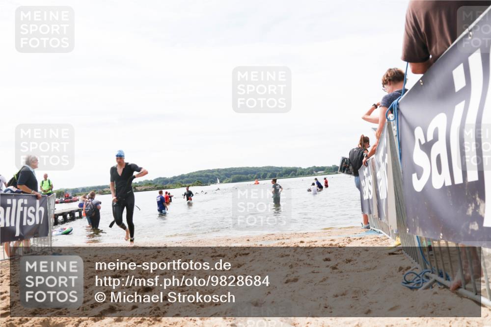 21.06.2026 - Viking Triathlon Michael Strokosch http://msf.ph/oto/9828684 21.06.2026 10:52:25 Schwimmen 40, 222 meine-sportfotos.de